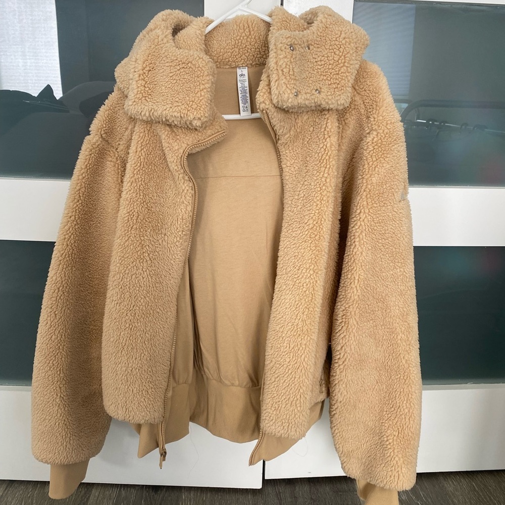 ALO YOGA FOXY SHEPRA JACKET